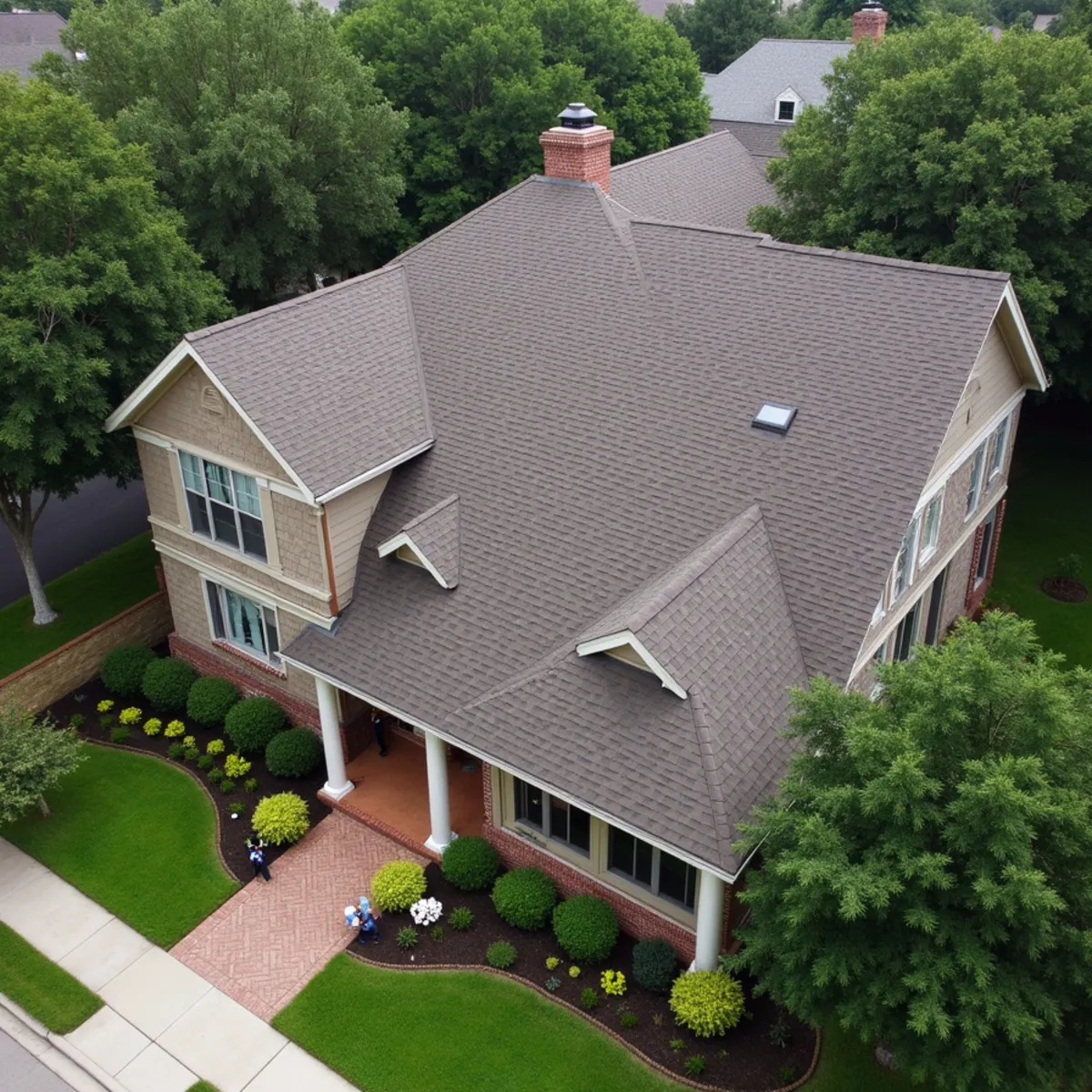 Residential roofing architecture and roofline in Friendswood, TX